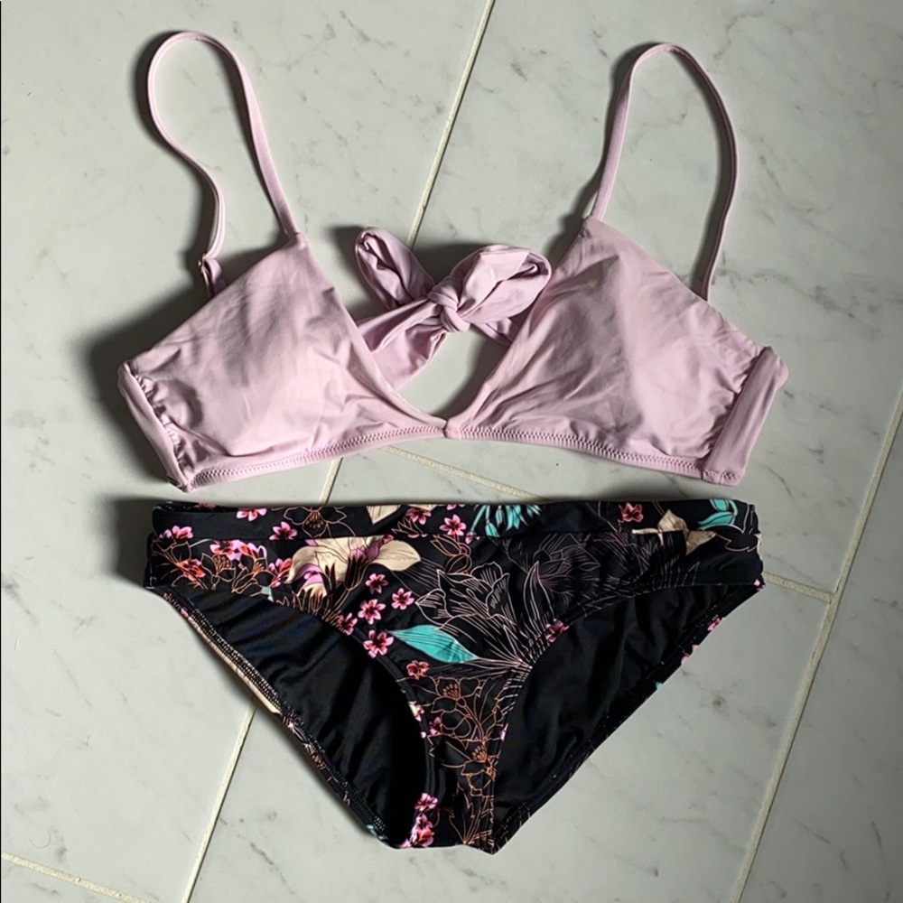 O’Neill Bikini Set SOLD
